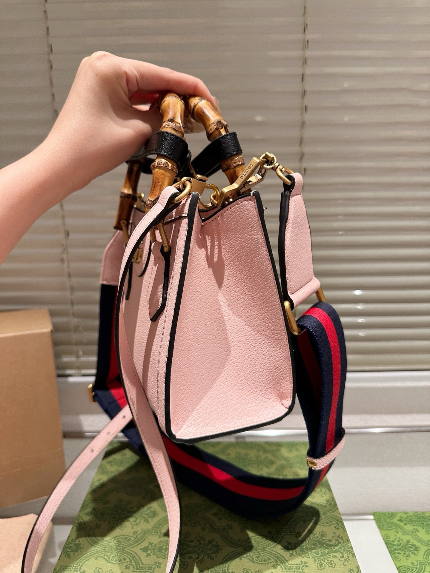 GG Mini Diana Bamboo Handbag(19*16) 1825062303