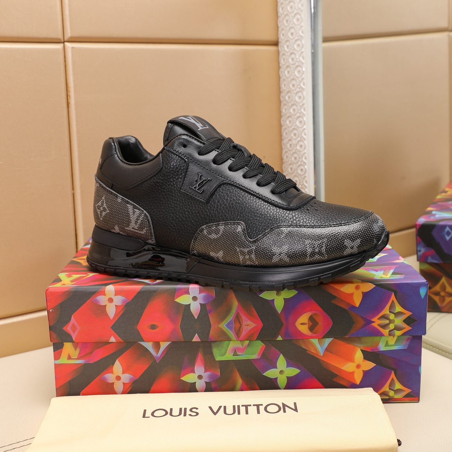 LV RUN AWAY sneaker 1825052111