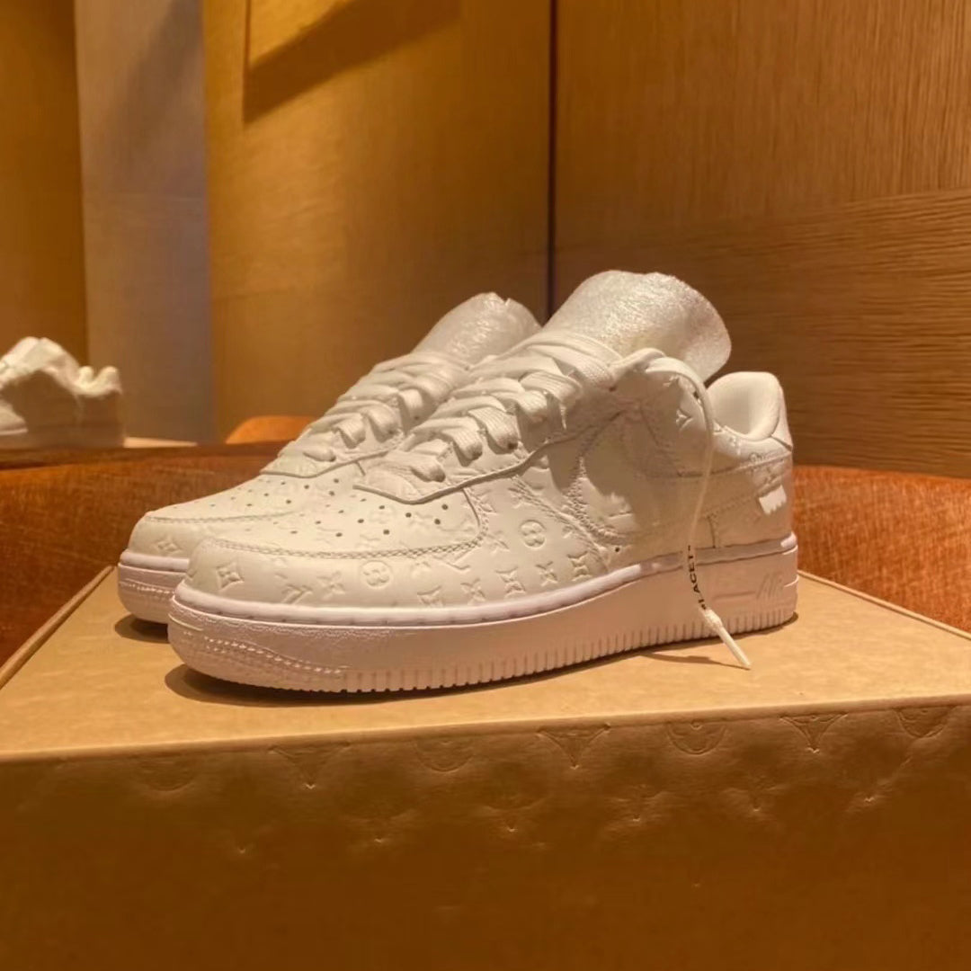 Three-party joint leather embossed sneakers XC1623071702