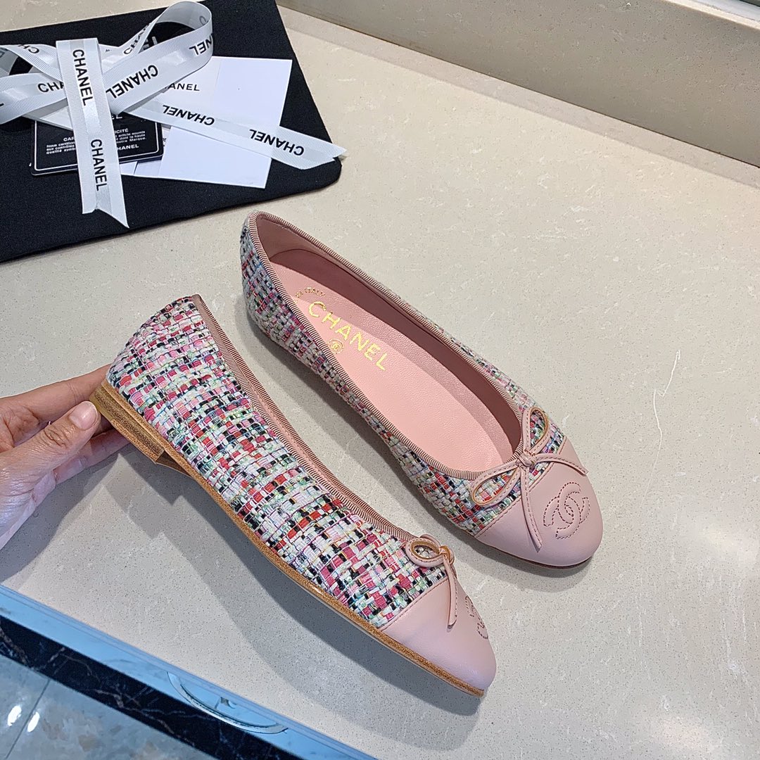 Classic comfortable flats 1824032302