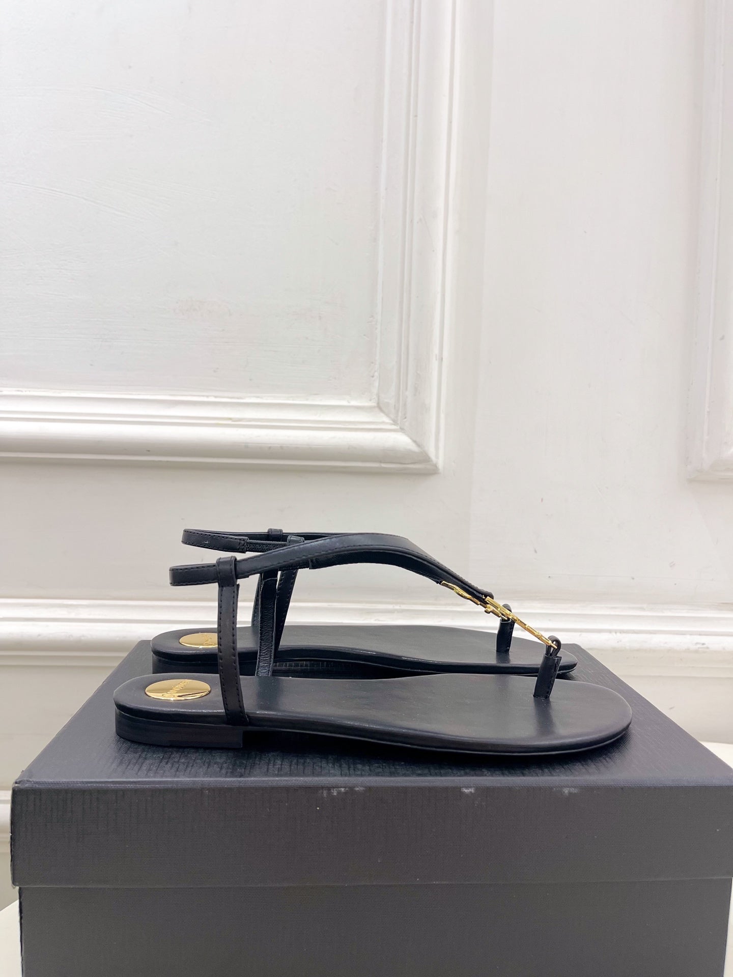 Early spring new YSL clip on sandals 1025032418