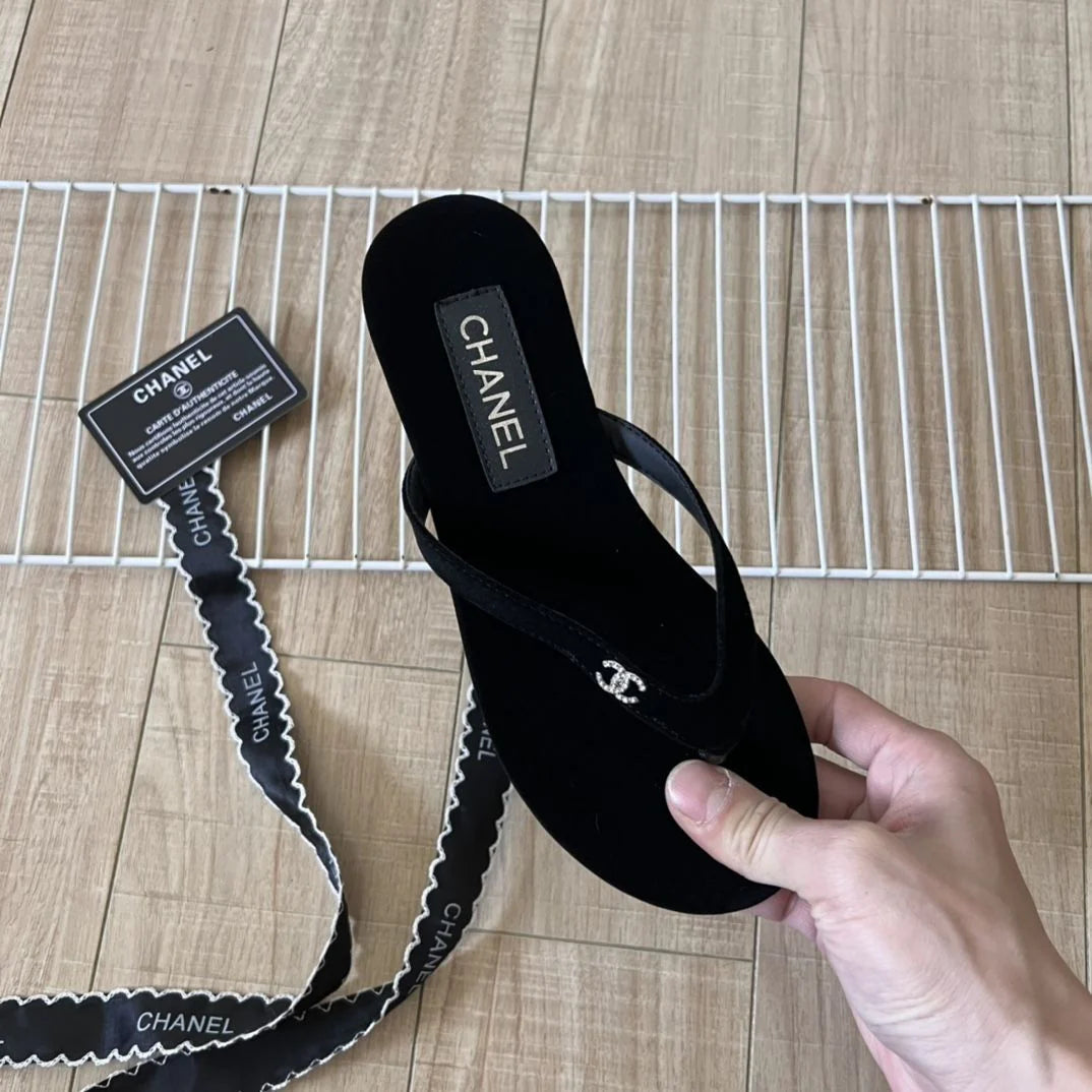 New Arrival Sandwich Black All-Match Beach Holiday Flats 1024061702