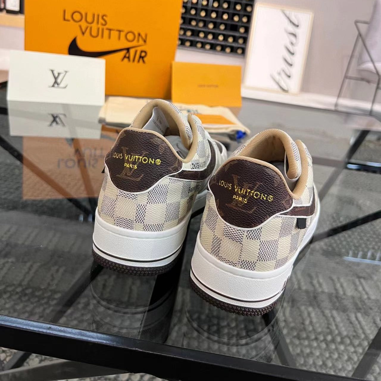 Fashion Casual Brown V& Jointly Signed Sneakers V02