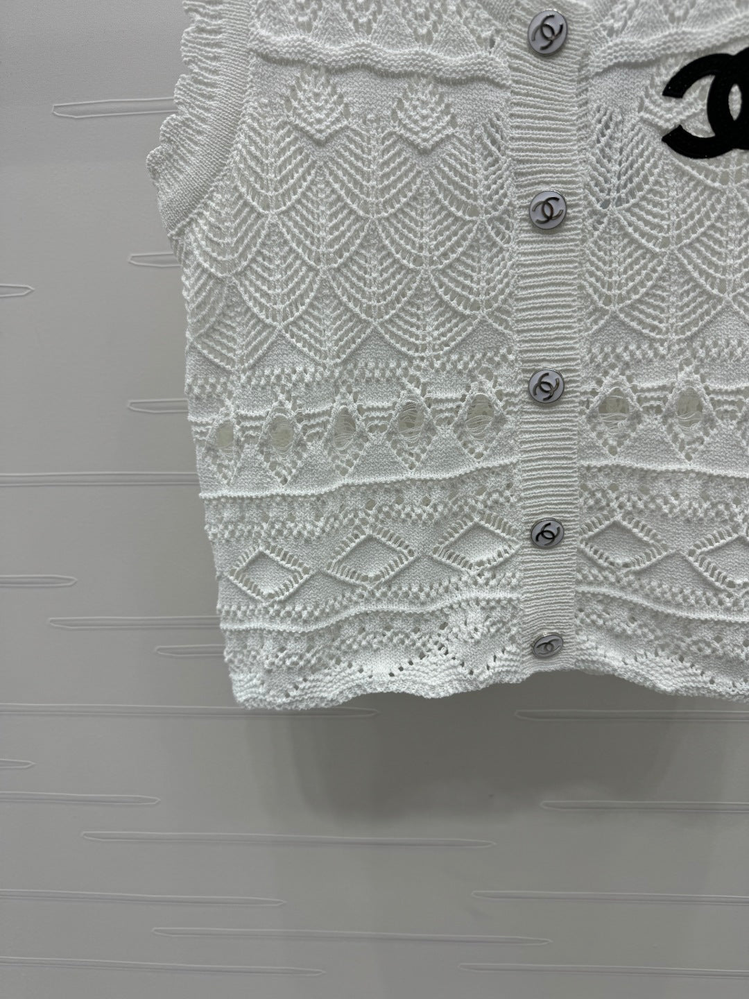 CNL Openwork knit vest 1825042914