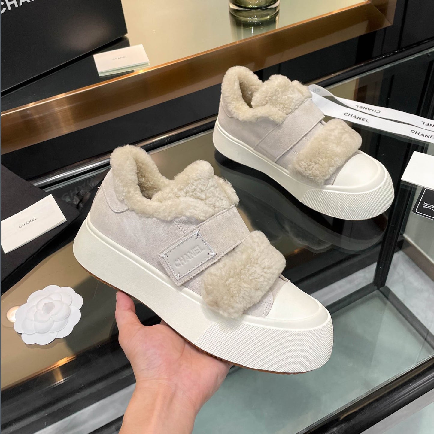CH 24 new autumn and winter wool sneakers XC24092323