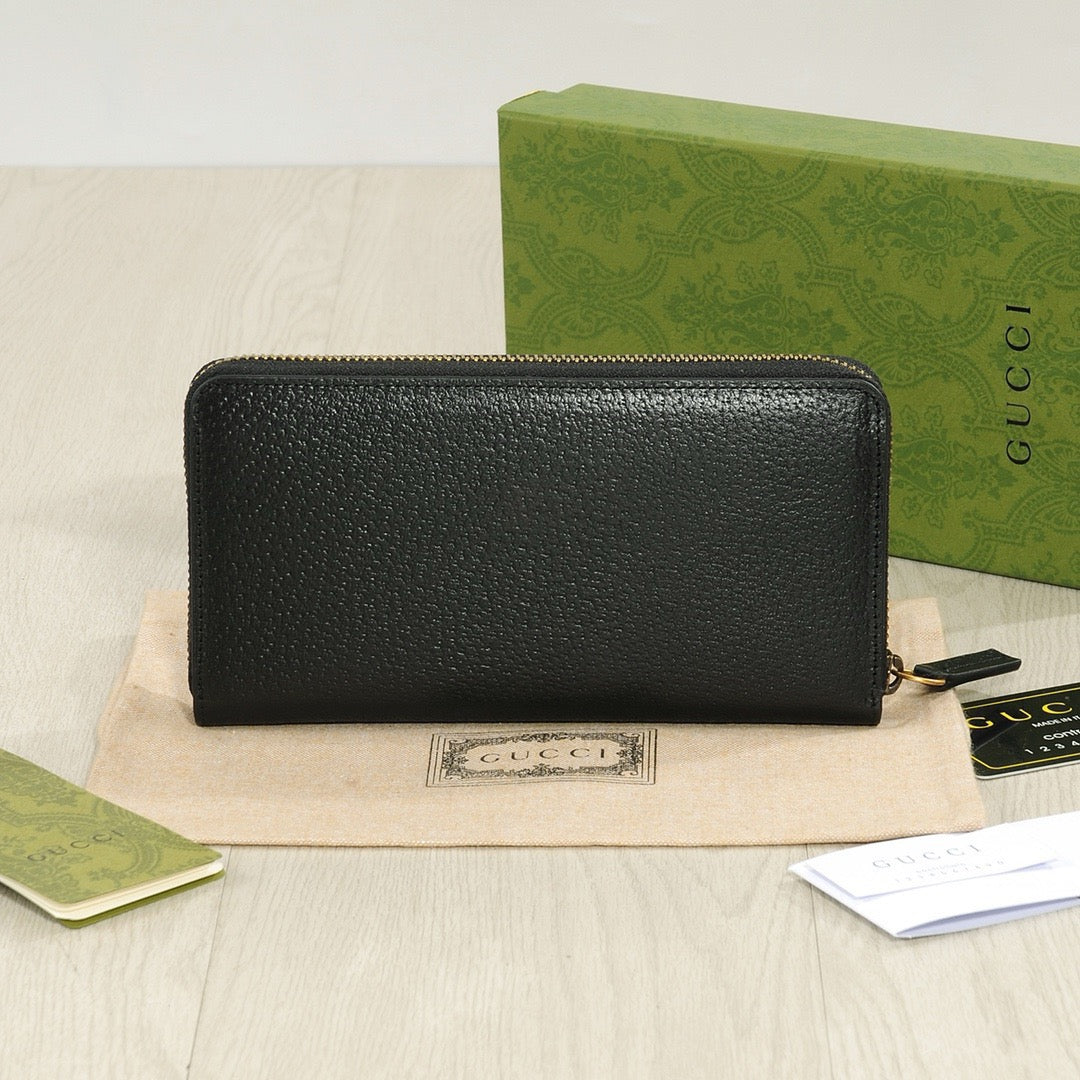 Fashionable  Bag 25090402