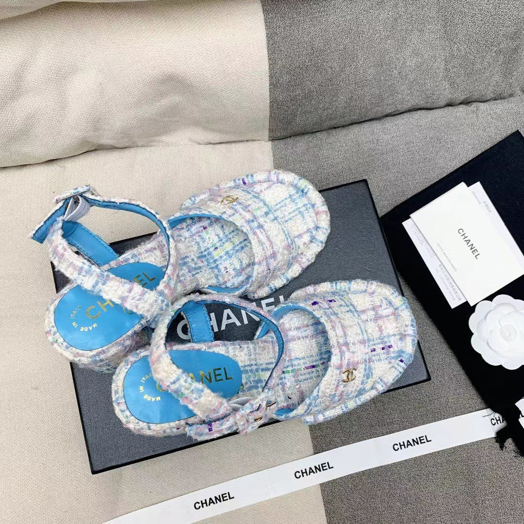 New fashionable and versatile high heel sandals 1024040709