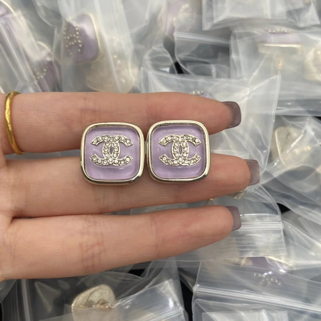 New Enamel Earrings With Heart-shaped Earrings 1024010312