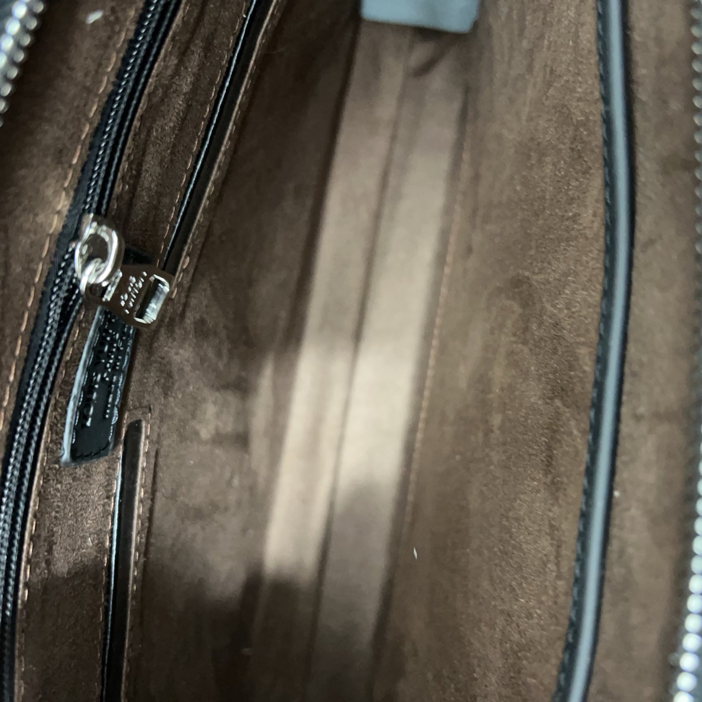 LV  Briefcase 1825050601