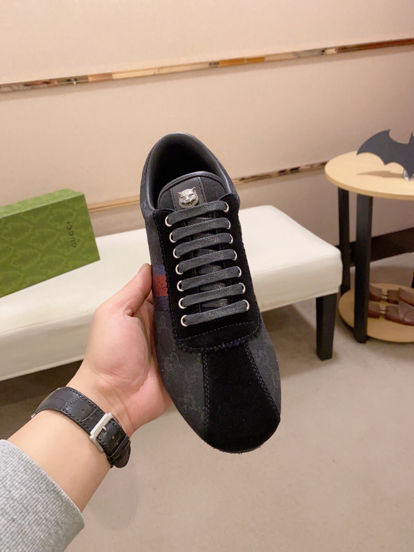 Classic letter presbyopia fashion casual sneakers 1824080302