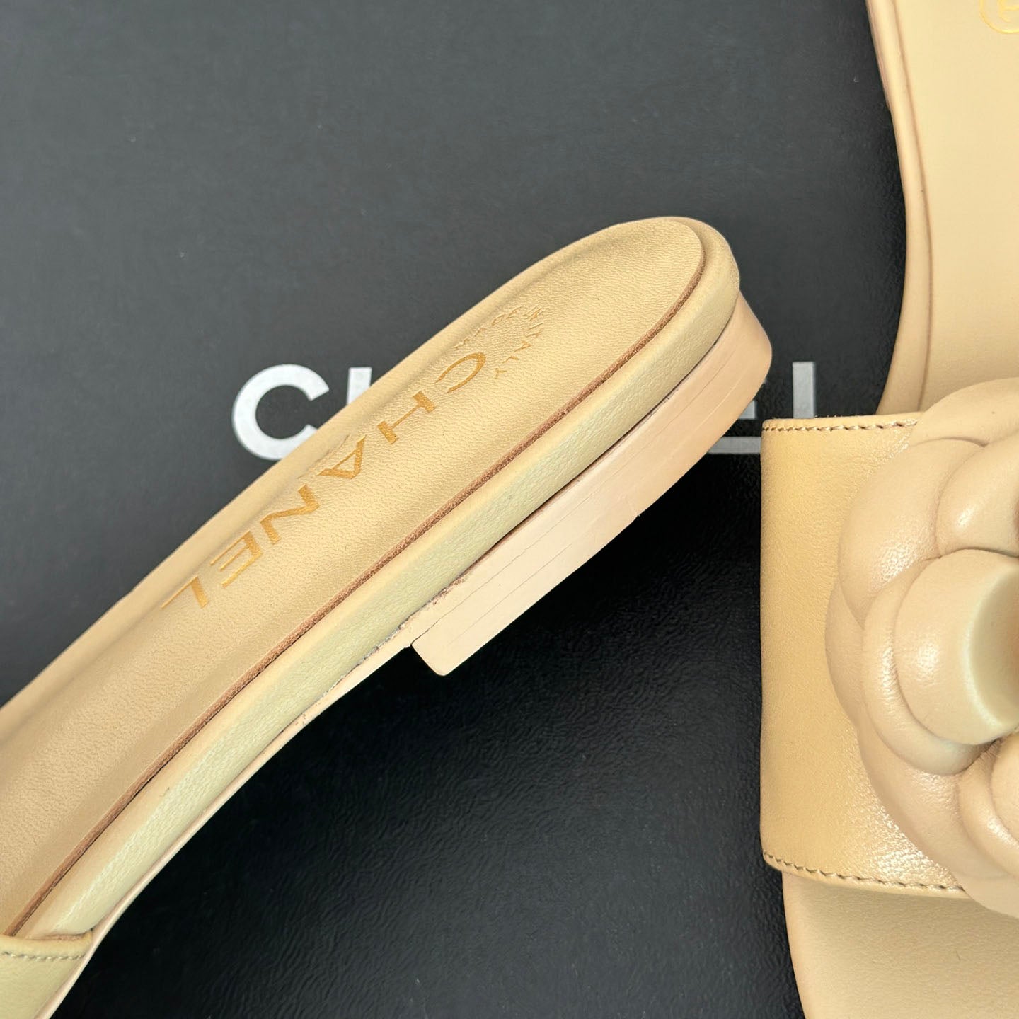 CNL Camellia block heel slippers 1824082701