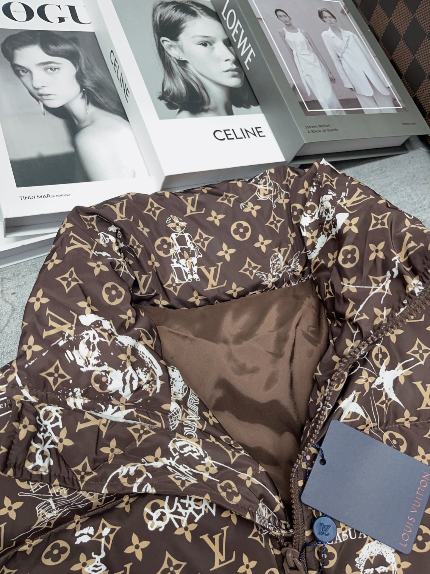 LV Graffiti down cotton jacket 1824093004