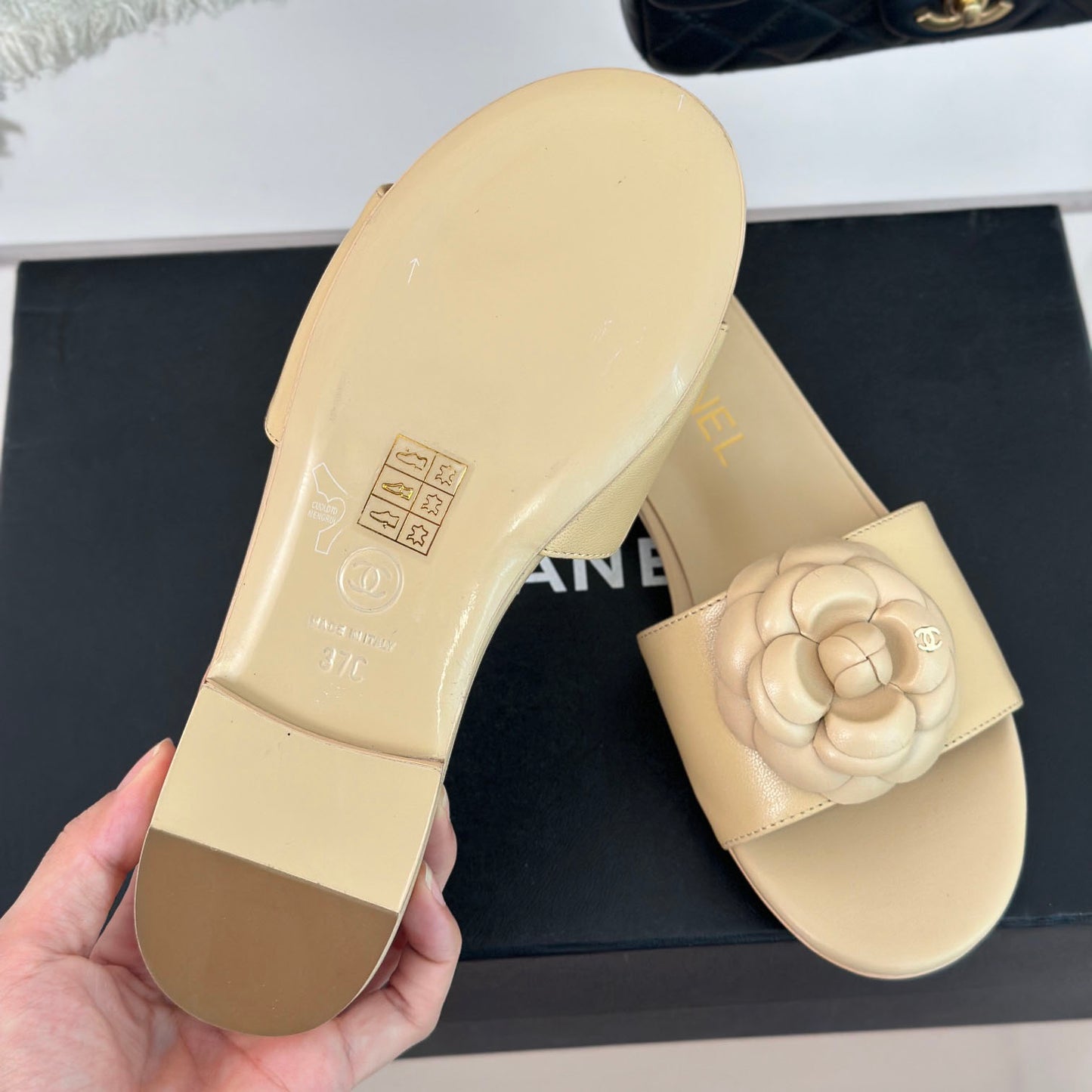 CNL Camellia block heel slippers 1824082701