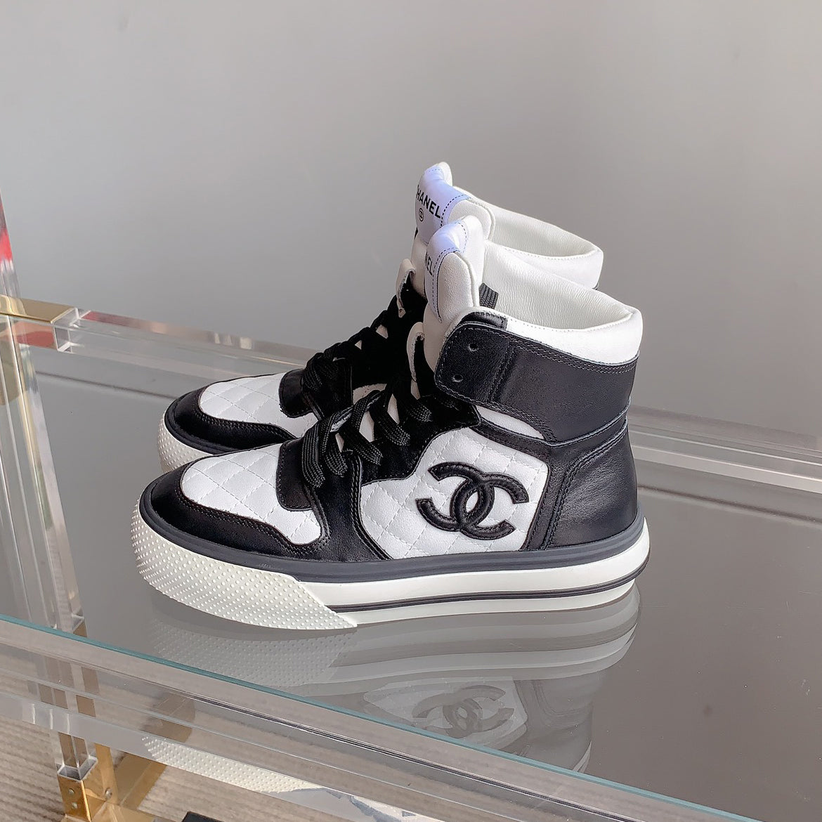 CNL Classic versatile rhombus sneakers 1824061008