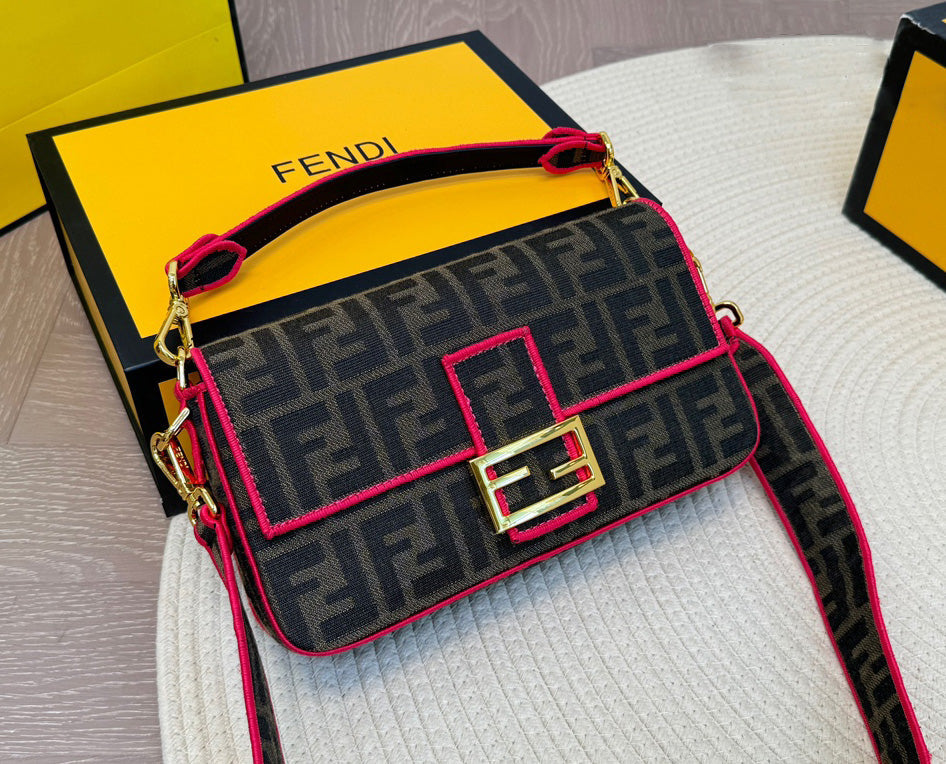 FD Baguette bag1824061110