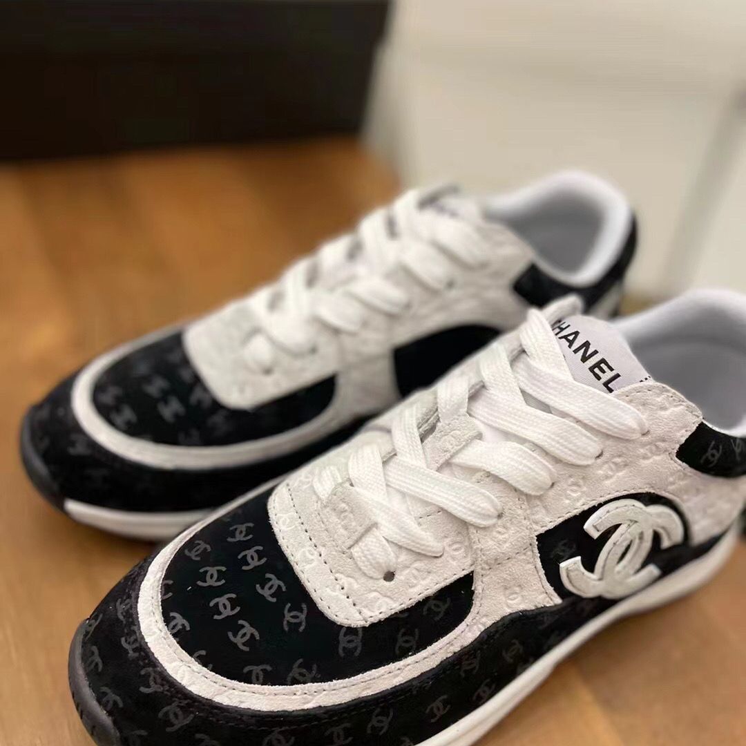 Black And White Panda Embossed Sneakers 0123121301