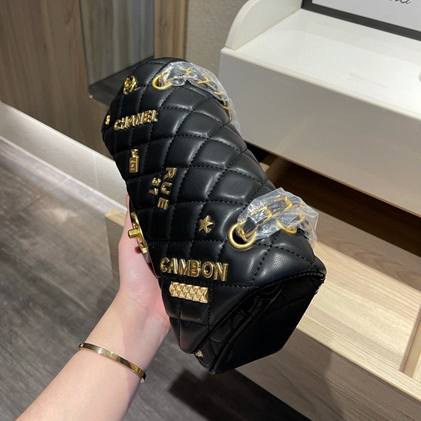 New trendy and fashionable women's bags PD10042815