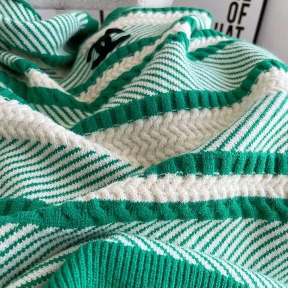 Loose pullover lazy style knitted sweater 0823120702