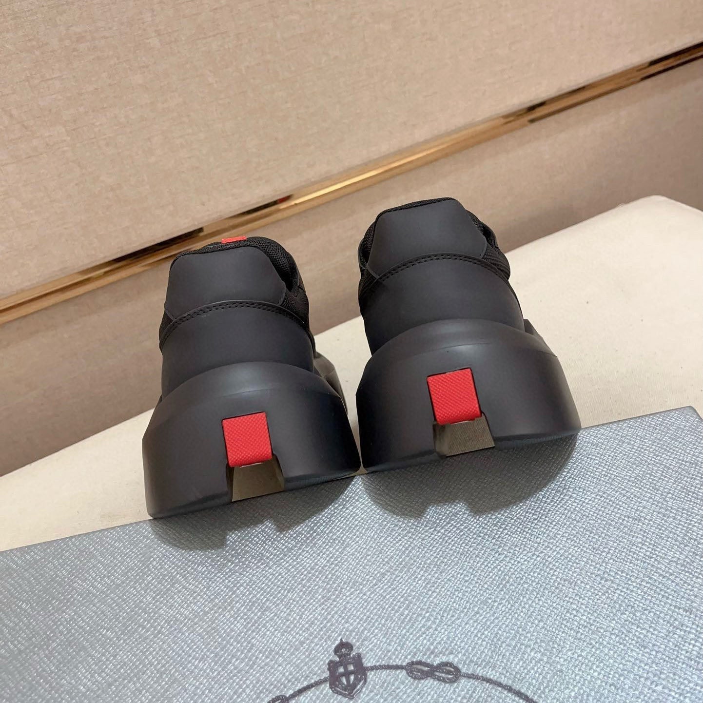 PR  sneakers 1825020702