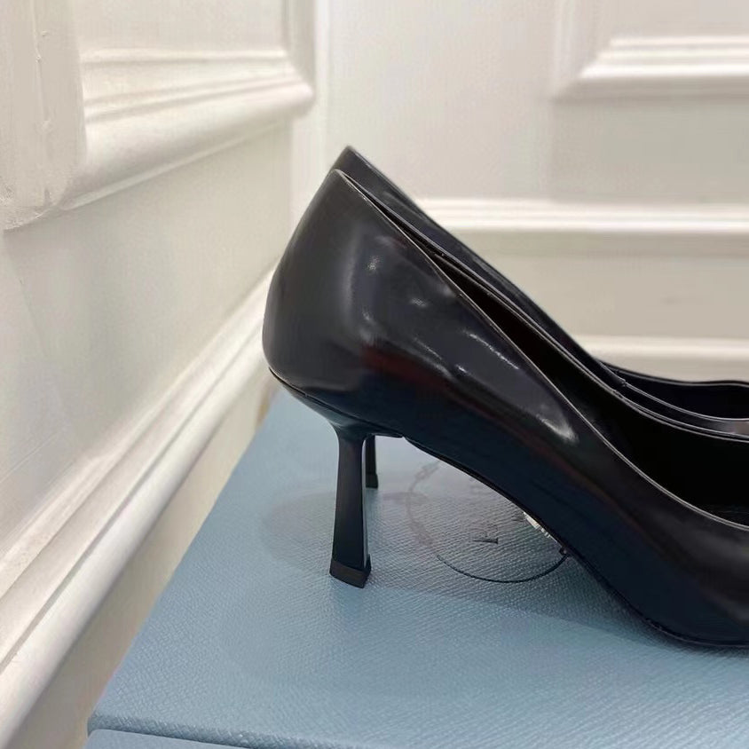 PD fashionable and versatile metal pointed-toe high heels 1824051701