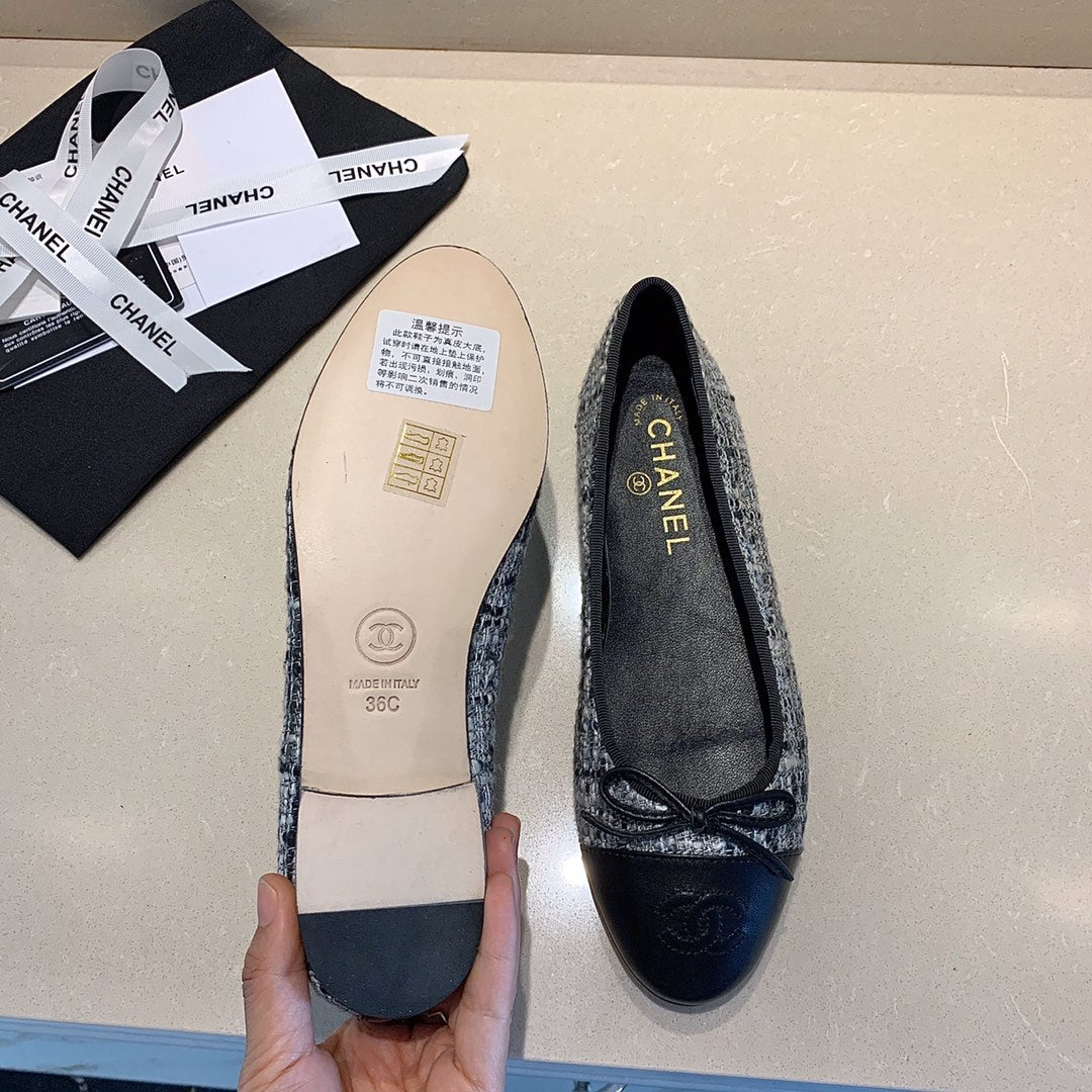 Classic comfortable flats 1824032302