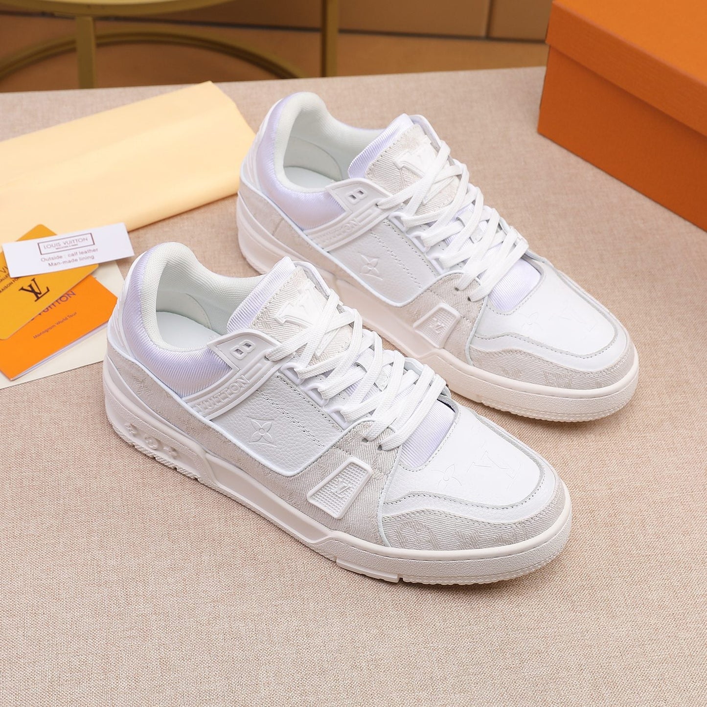 Men's Fashion Luxury Multicolor V Logo Sneakers