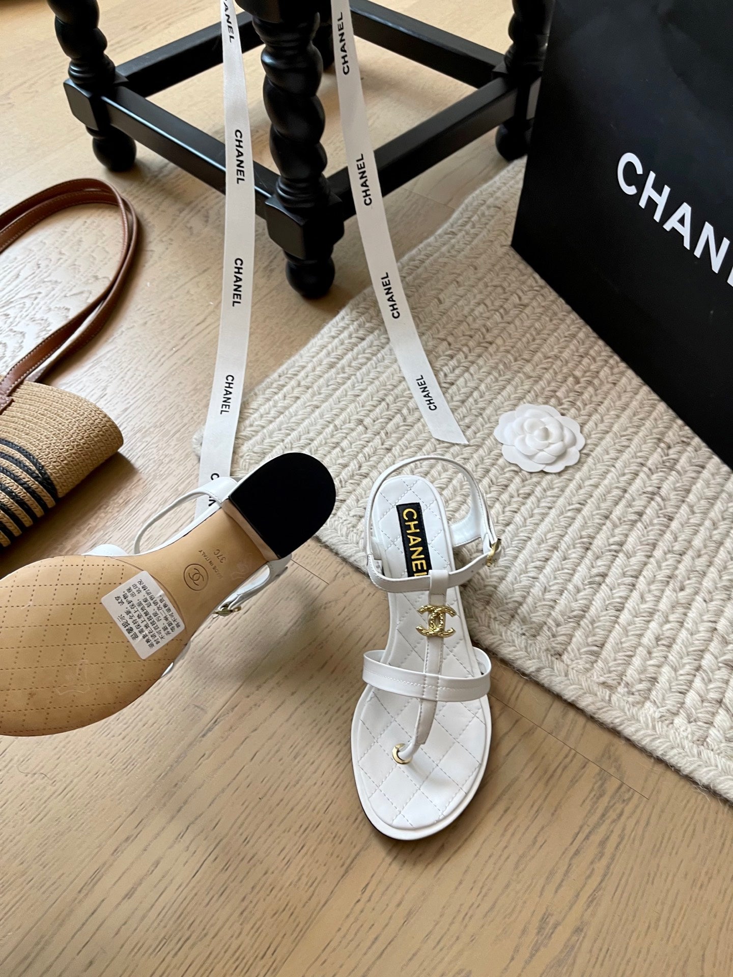 CLN Leather chunky heel sandals 1825051202