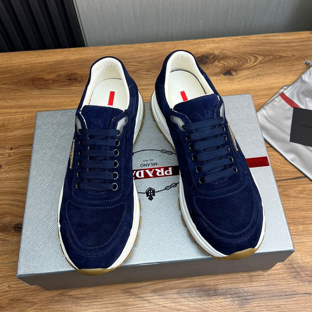 PR  sneakers 1824102503