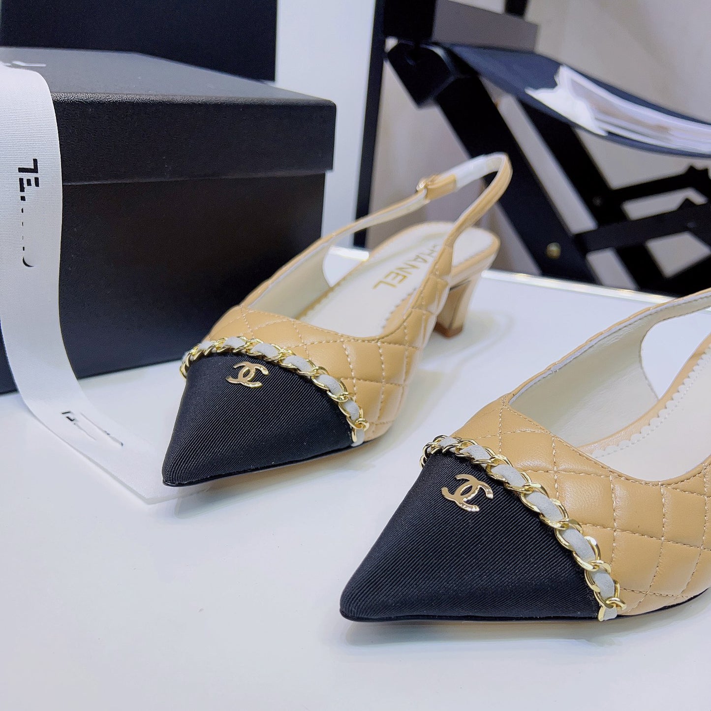 Pointed toe rhombus chain small high heel sandals XC16062303