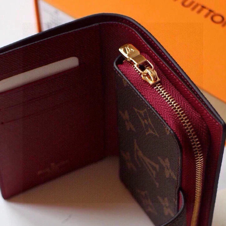 New versatile wallet 1024101125