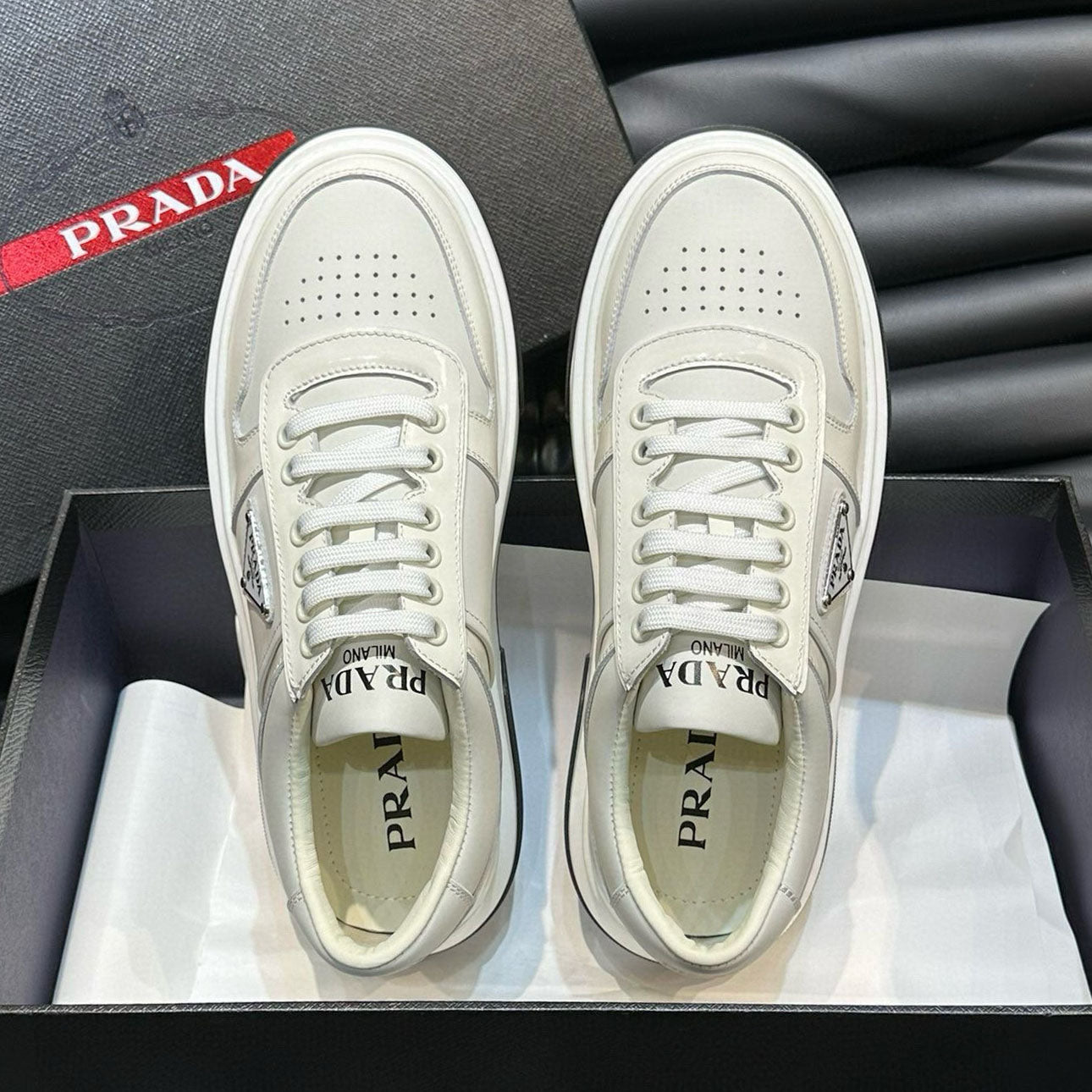 PR sneakers 1825052804