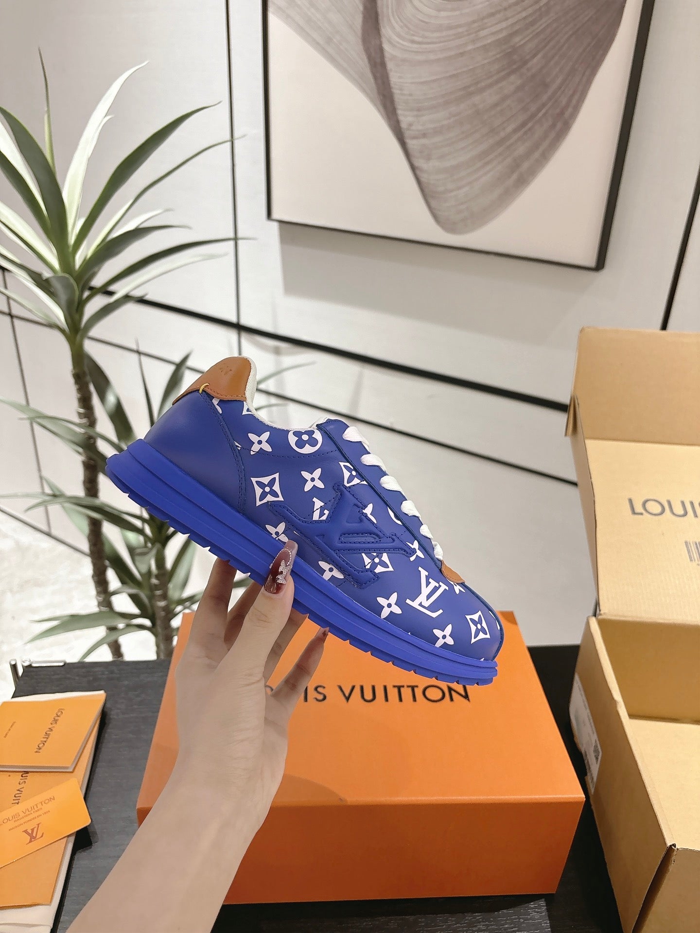 LV Sneaker 1825060605